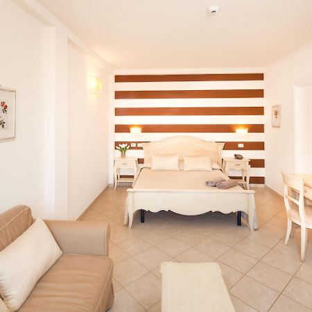 Alcantara Resort di Charme Gaggi Bagian luar foto