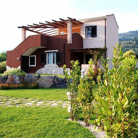Alcantara Resort di Charme Gaggi Bagian luar foto