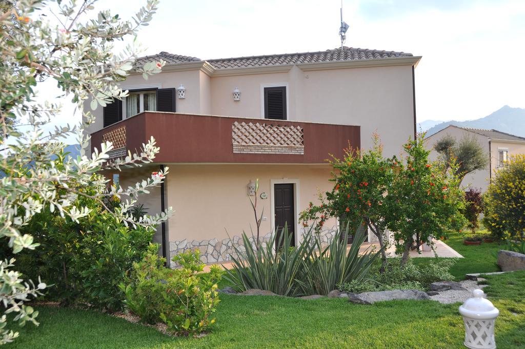 Alcantara Resort di Charme Gaggi Bagian luar foto