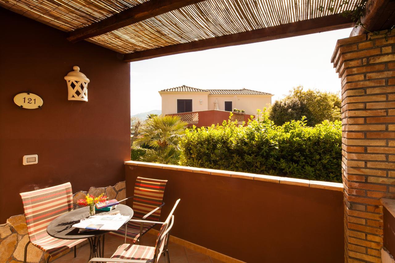 Alcantara Resort di Charme Gaggi Bagian luar foto